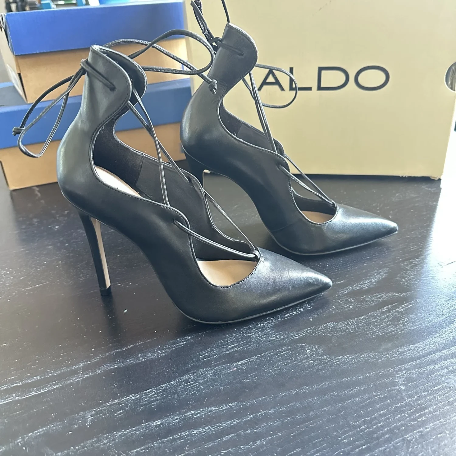 Black Leather Ankle-wrap stiletto heels Thylia-97 Aldo US 5
