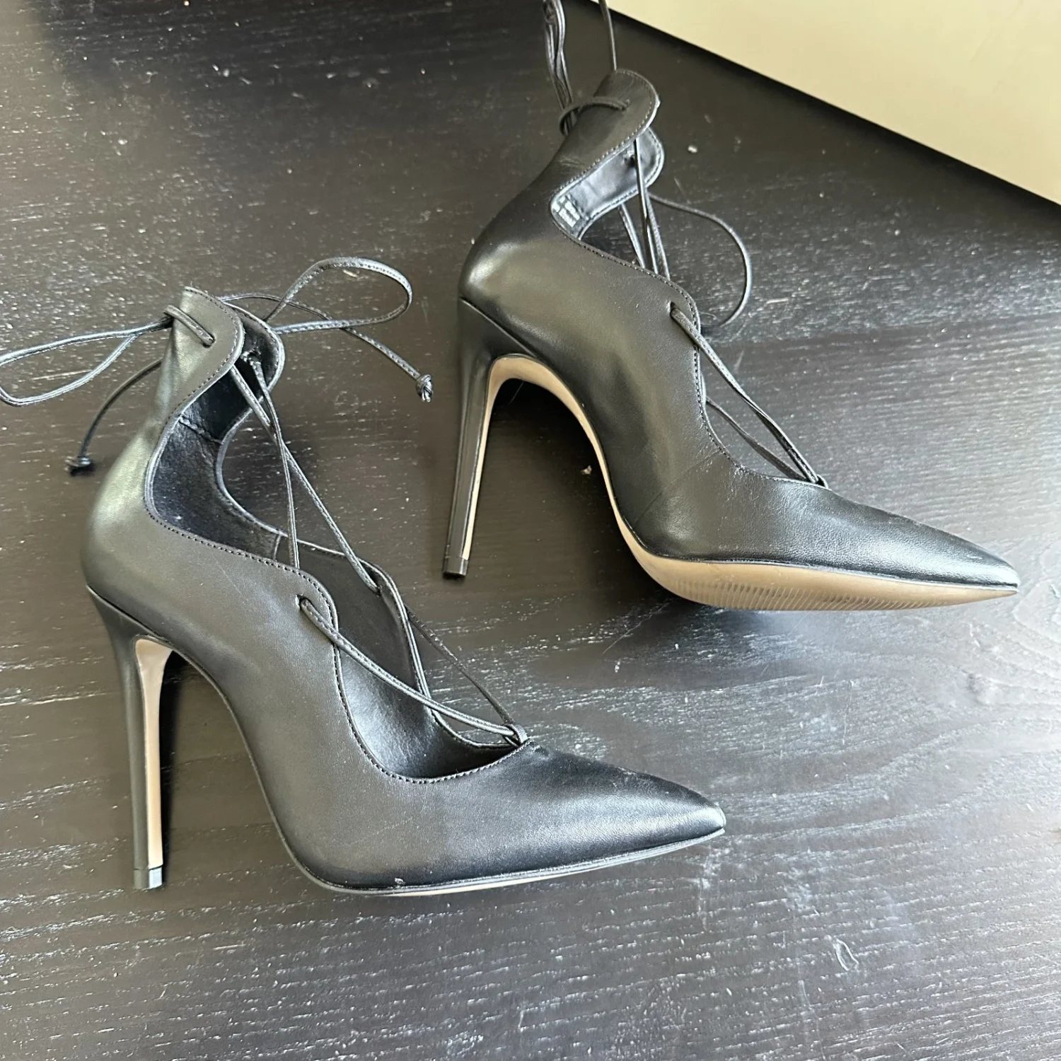 Black Leather Ankle-wrap stiletto heels Thylia-97 Aldo US 5