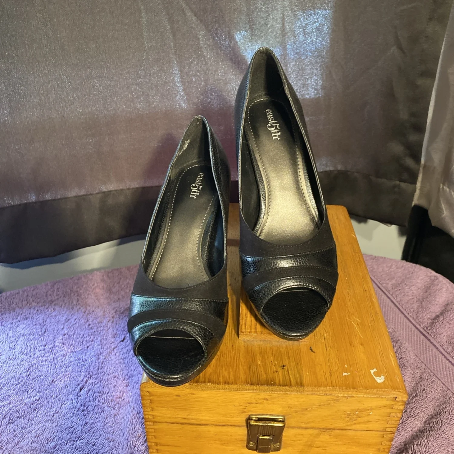 East 5th 批量 5074 Joan Black 3 英寸 Heals 黑色 7M-