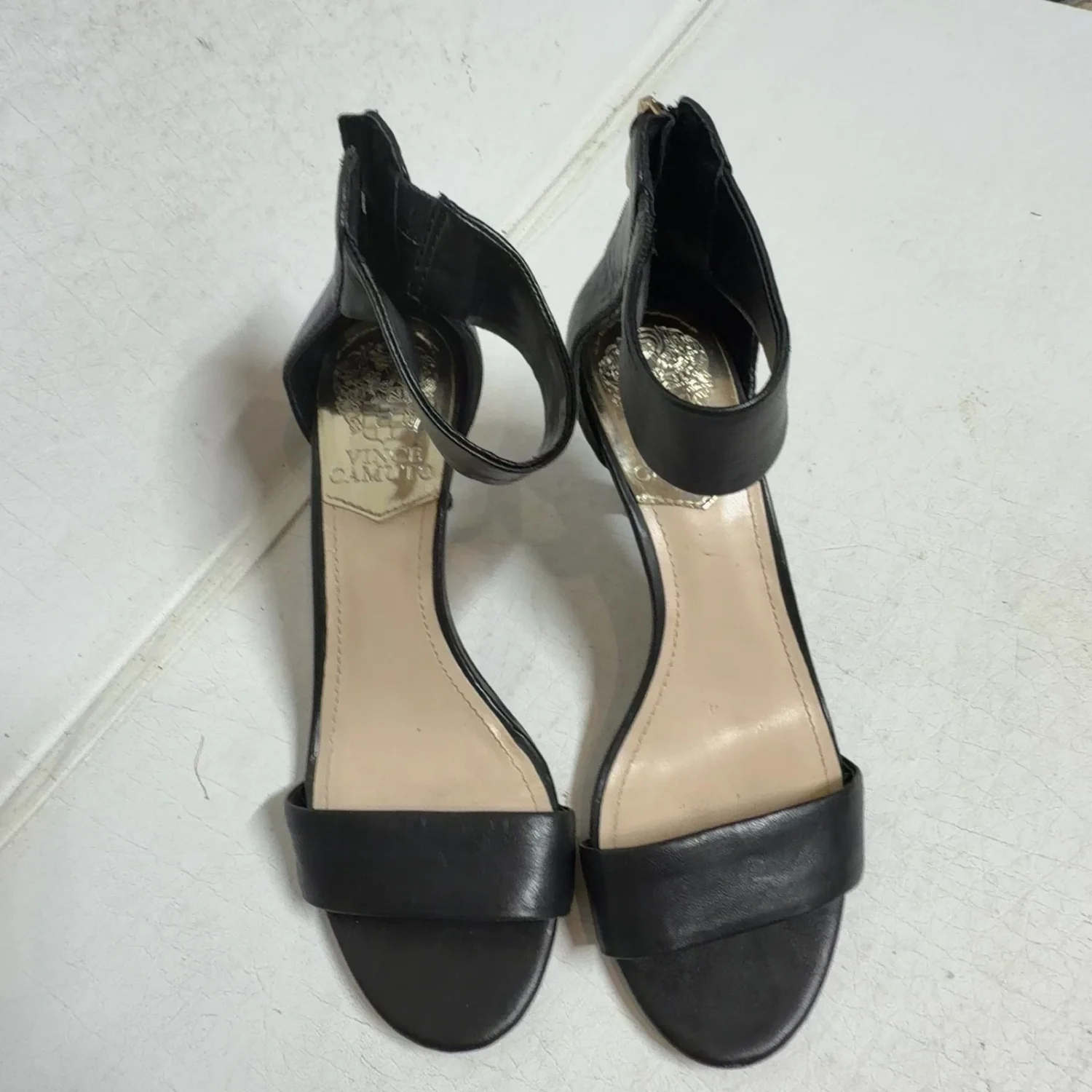 VINCE CAMUTO 黑色皮革绑带拉链高跟鞋 6M 码-
