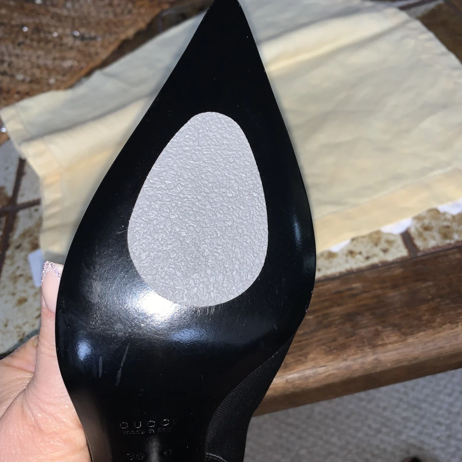 古驰 TOM FORD 泵鞋黑色漆皮/深绿色鞋跟 Eu 38,意大利-
