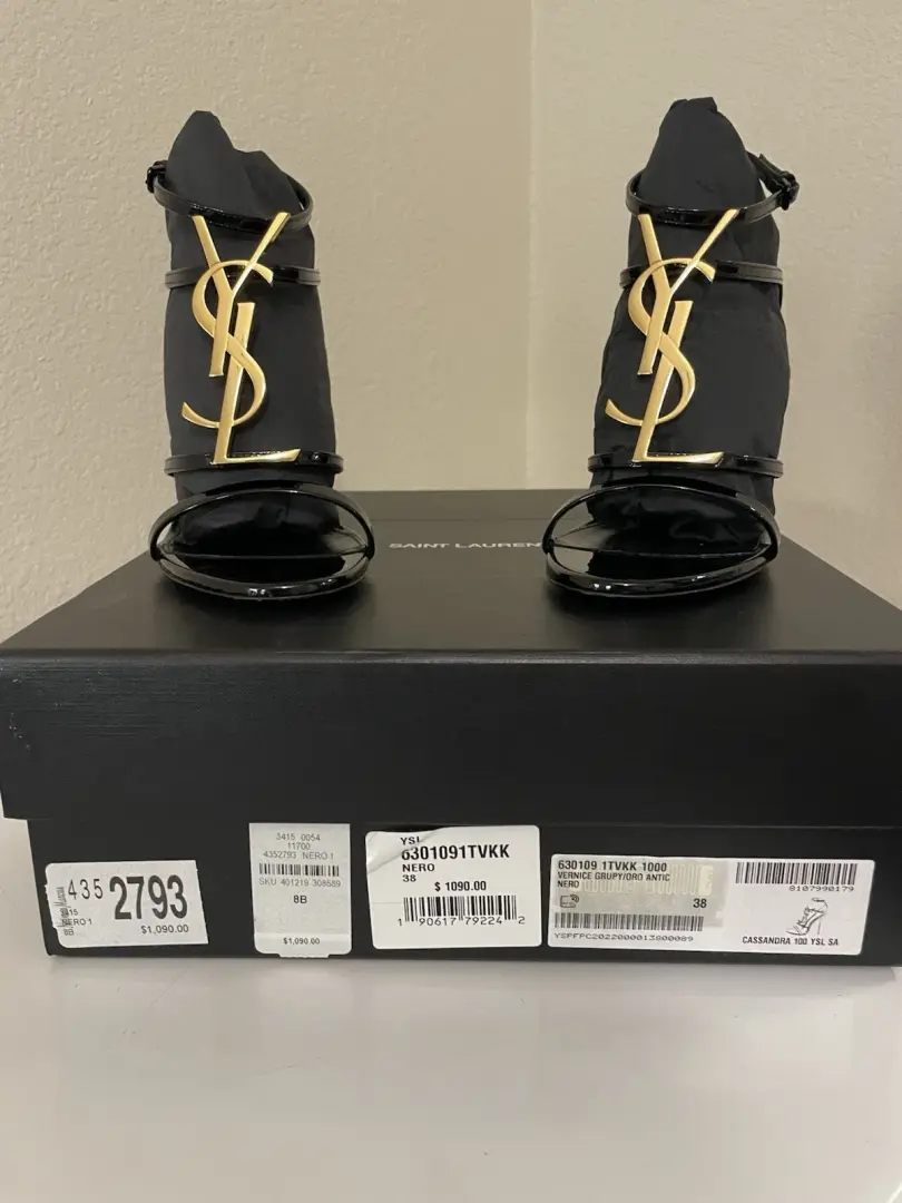 YSL Cassandra 凉鞋跟-