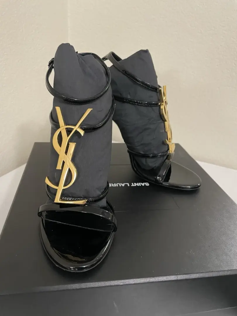 YSL Cassandra 凉鞋跟-