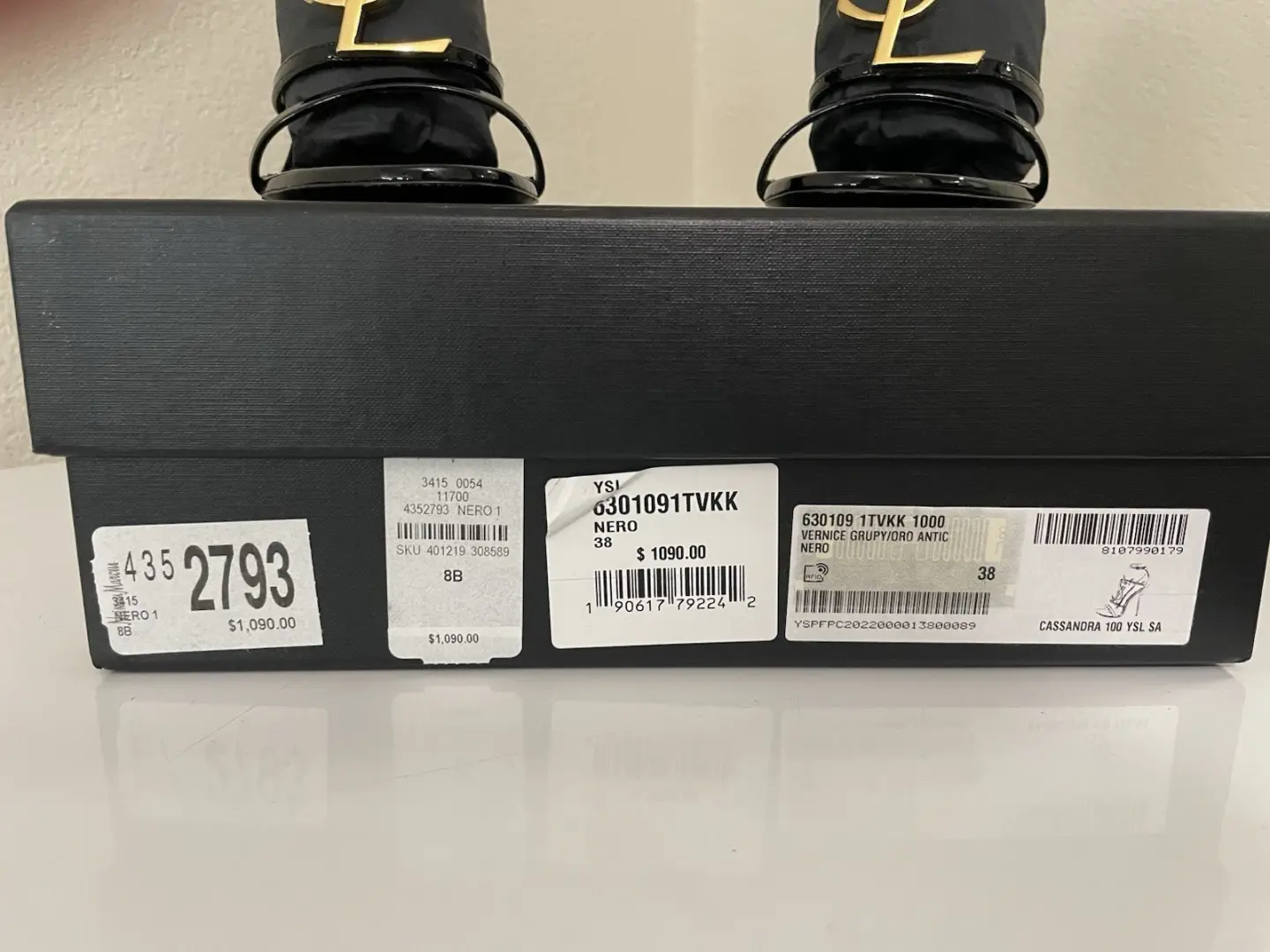 YSL Cassandra 凉鞋跟-