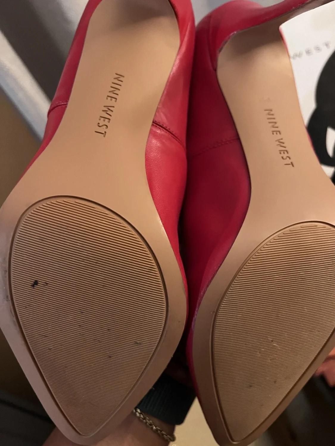 Nine West 女式红色皮革尖头细高跟鞋懒人鞋 12M 码-