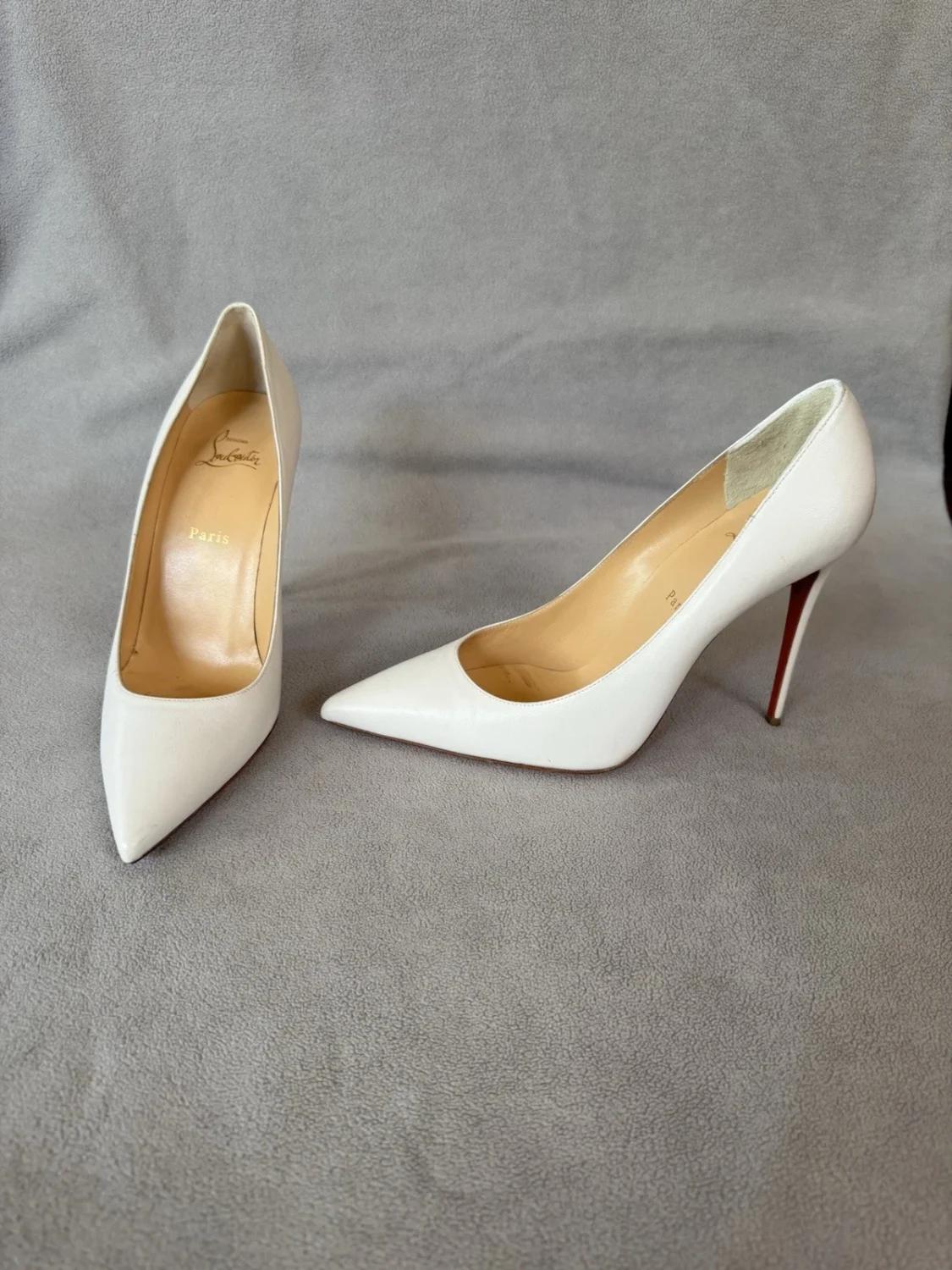 Christian Louboutin 白色皮革标志尖头懒人高跟鞋 11-