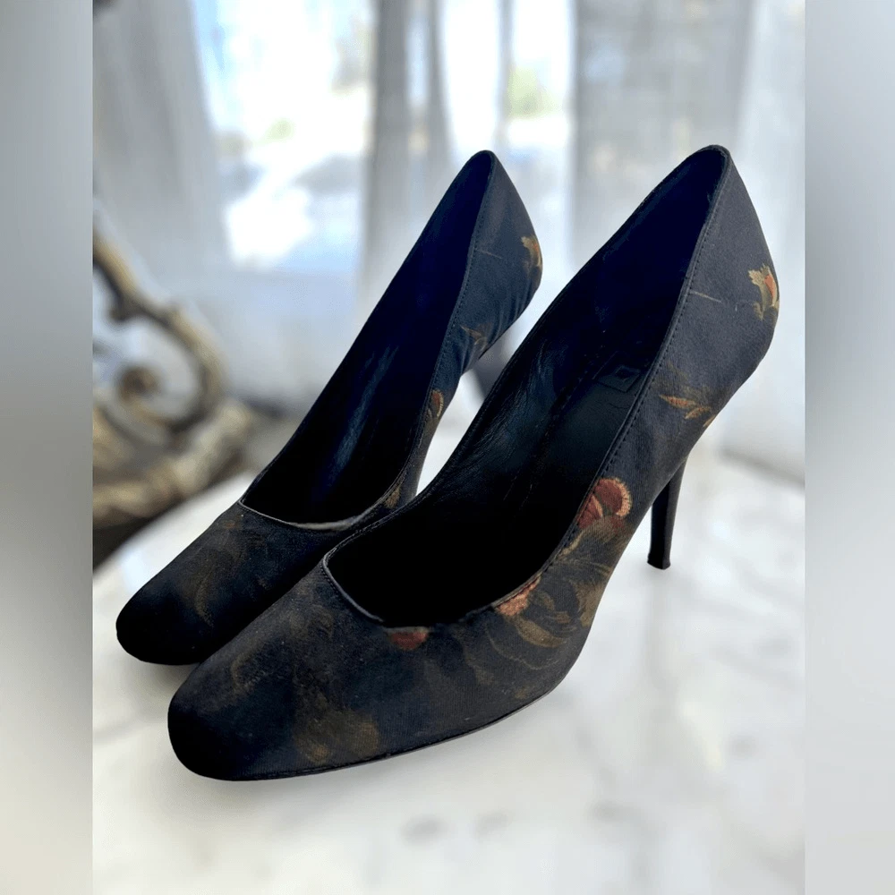 正品 GIVENCHY FLORAL PUMPS HEELS 尺码 36.5-