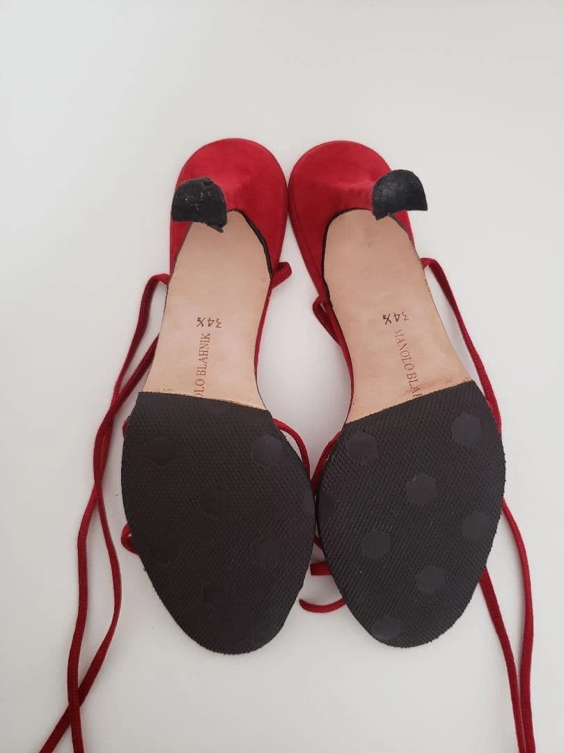 Manolo Blahnik 凉鞋 34.5 码 (22 厘米)-