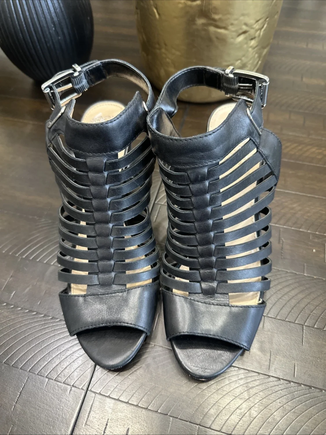 Vince Camuto 女式黑色绑带凉鞋高跟鞋 7.5 码-