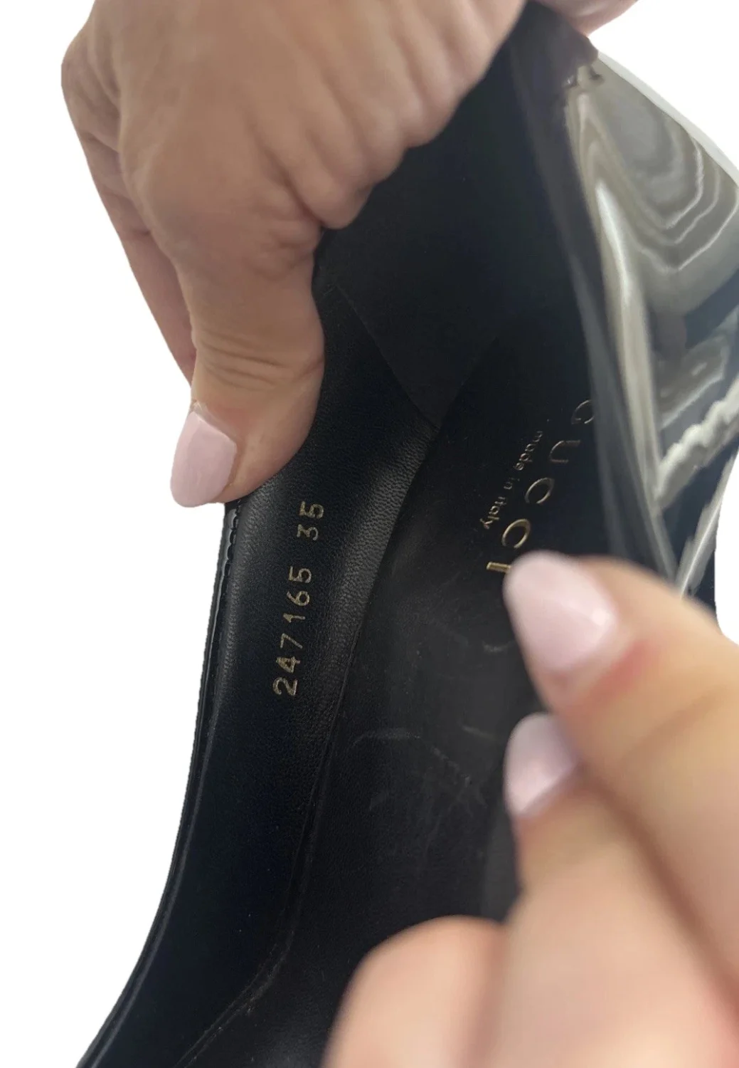 古驰方头漆皮厚底细跟高跟鞋 EU 35 US 5-