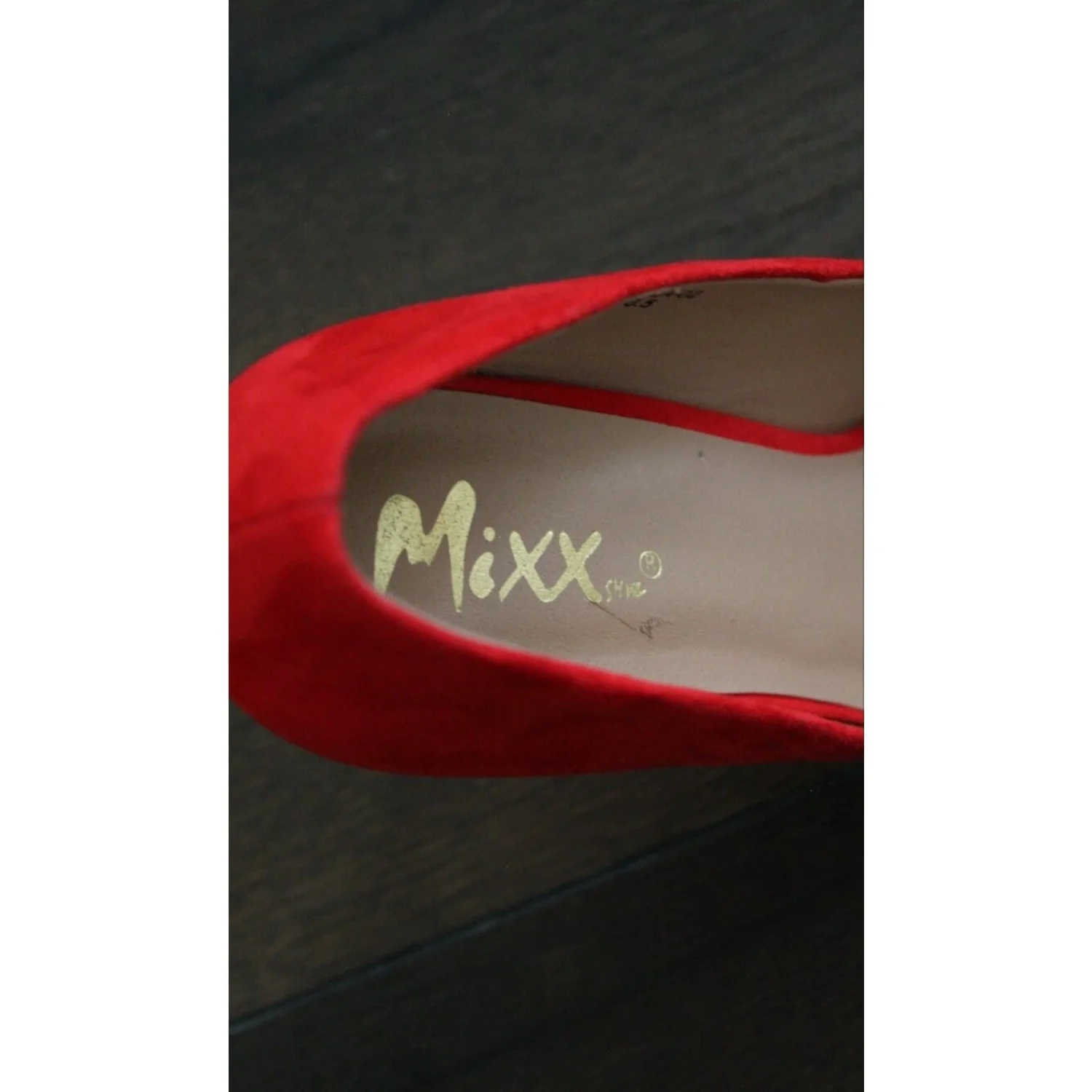Mixx Shuz女式红色尖头高跟鞋-