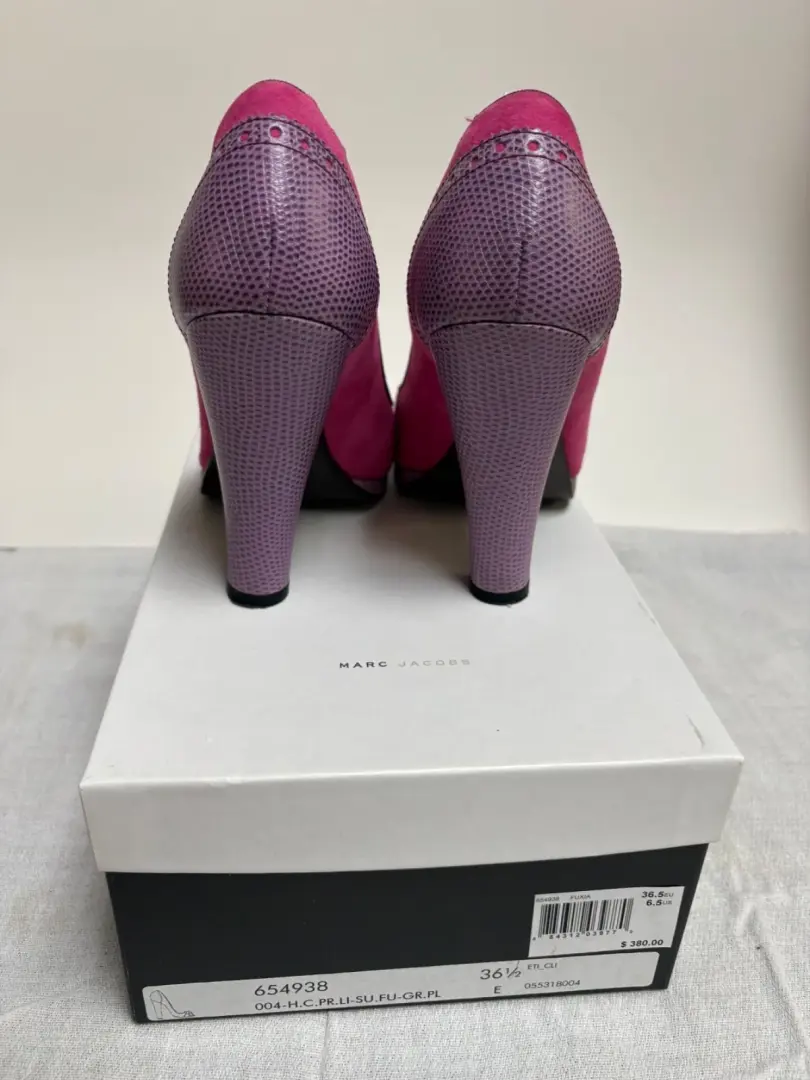 Marc Jacobs 粉色麂皮绒/紫色皮革高跟鞋(36.5 码)6.5 美国-