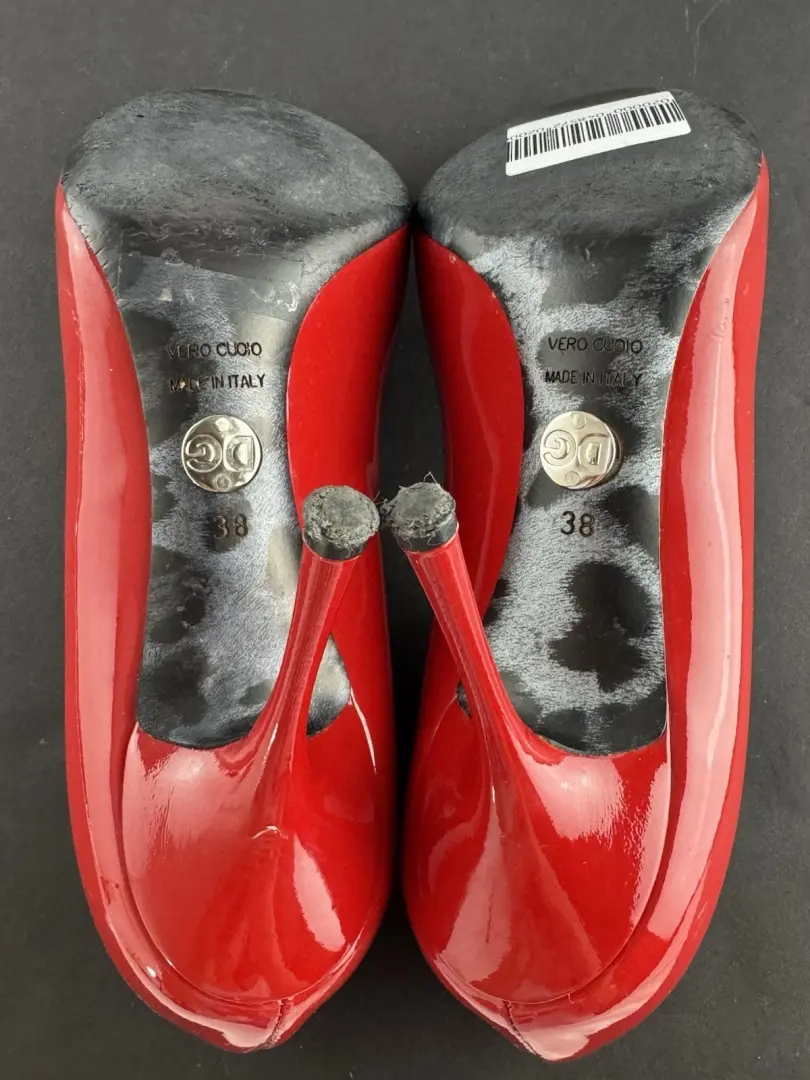 Dolce & Gabbana 红色 Cardinale 漆皮高跟鞋 IT 38 码,美国 8 码-