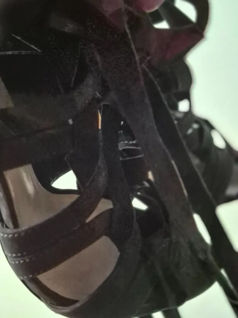 Schutz 黑色麂皮绒系带高跟鞋 5 B 码-