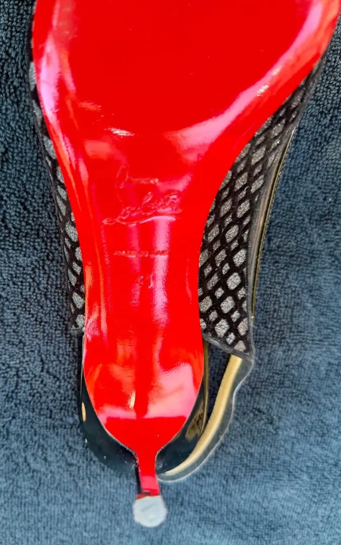 Christian Louboutin Bupendo 吊带 85 PVC 专利黑色蝴蝶结高跟鞋 EU 41-