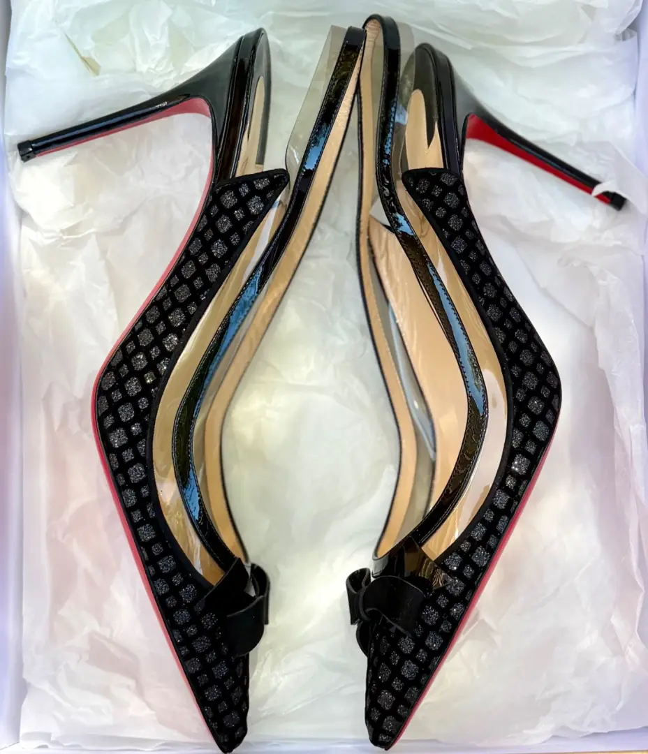 Christian Louboutin Bupendo 吊带 85 PVC 专利黑色蝴蝶结高跟鞋 EU 41-