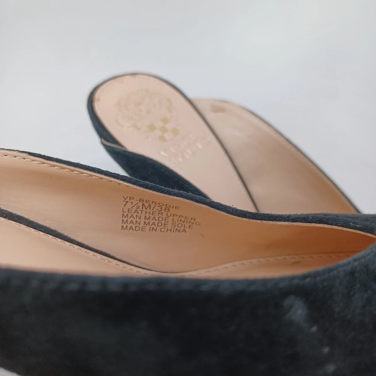 Vince Camuto 麂皮穆勒鞋女式 US 7.5 黑色一脚蹬精致高跟鞋-
