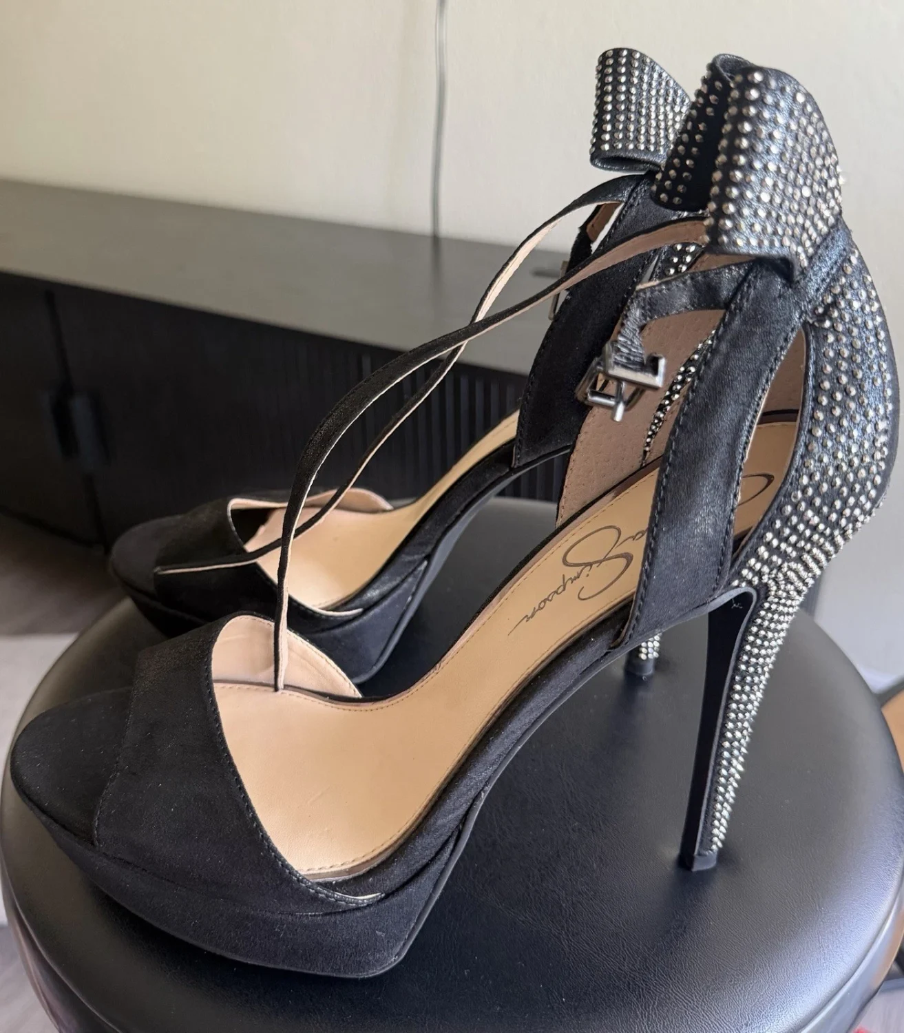Jessica Simpson 黑色绑带踝带露趾蝴蝶结水钻高跟鞋 9-