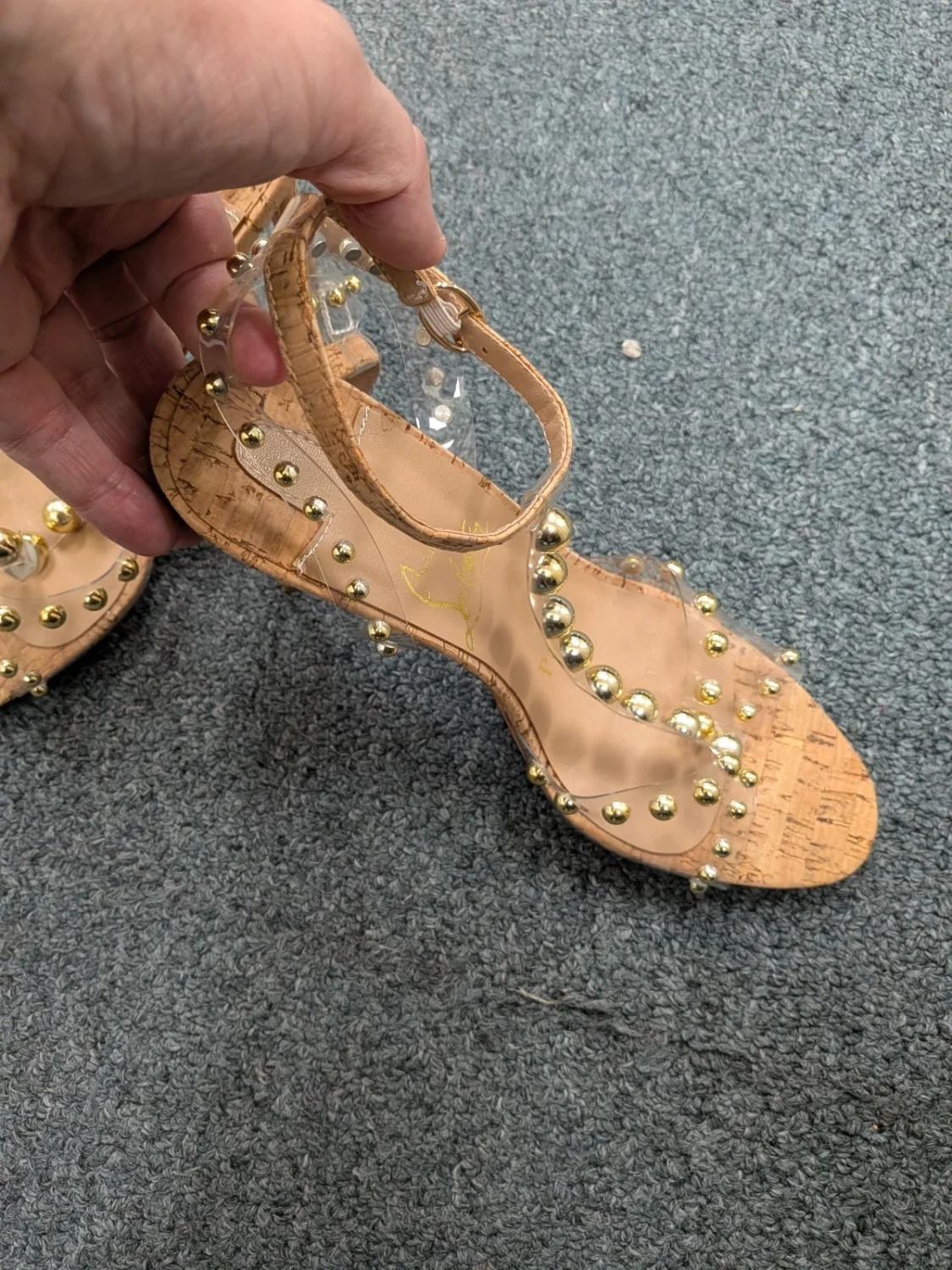Christian Laboutin Faridaravie 踝带凉鞋 鞋跟 串珠 38 美国 7.5-