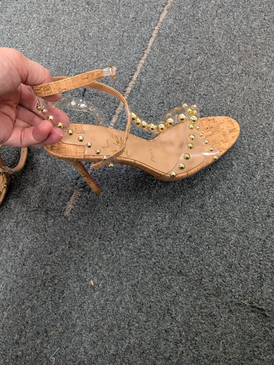 Christian Laboutin Faridaravie 踝带凉鞋 鞋跟 串珠 38 美国 7.5-