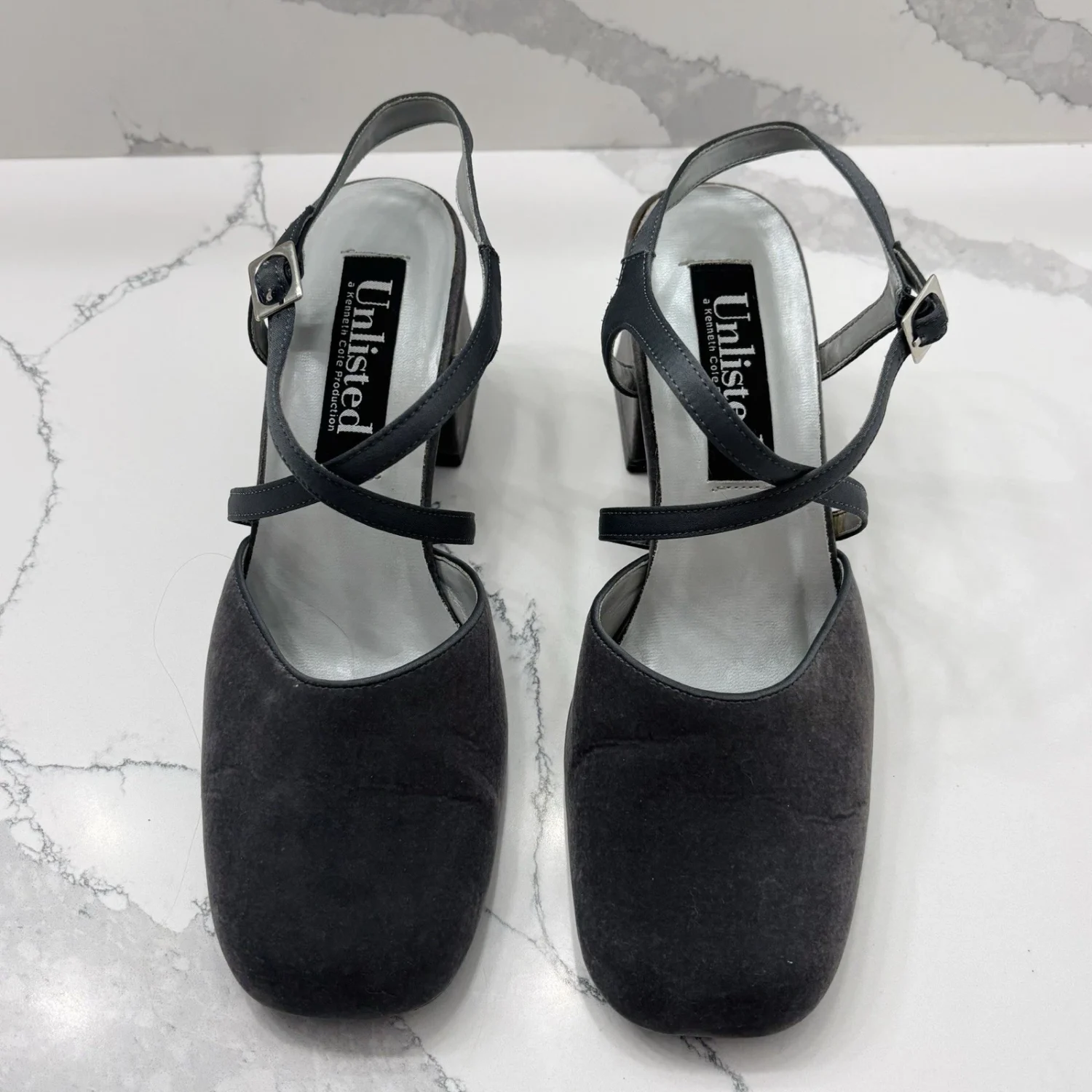 未上市 Kenneth Cole 复古女式 9 Cross My Heart 灰色方头高跟鞋-