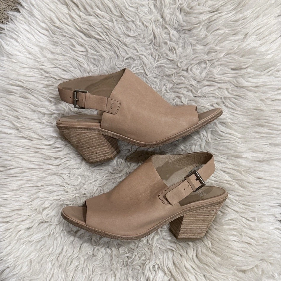 EILEEN FISHER Glance 天然 Vachetta 皮革露趾露跟短靴 10-