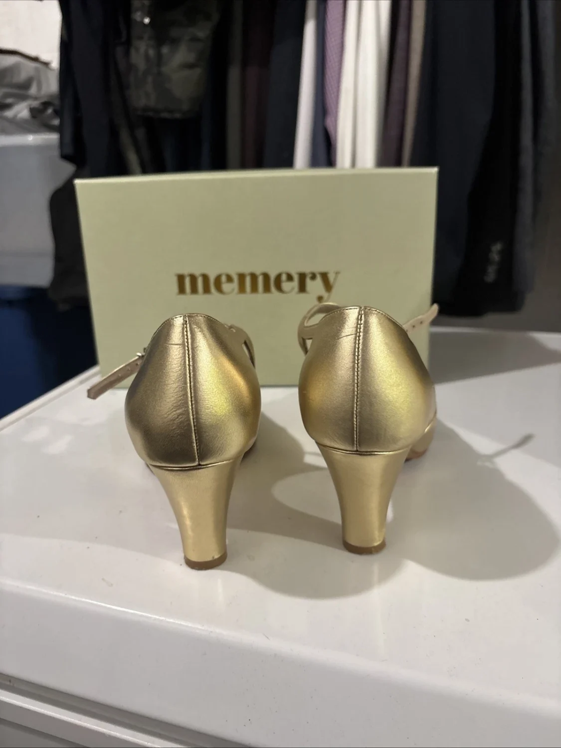 Memery 复古风格晚装高跟鞋皮革金色 T 型表带尺寸 38 20 世纪 30 年代风格-