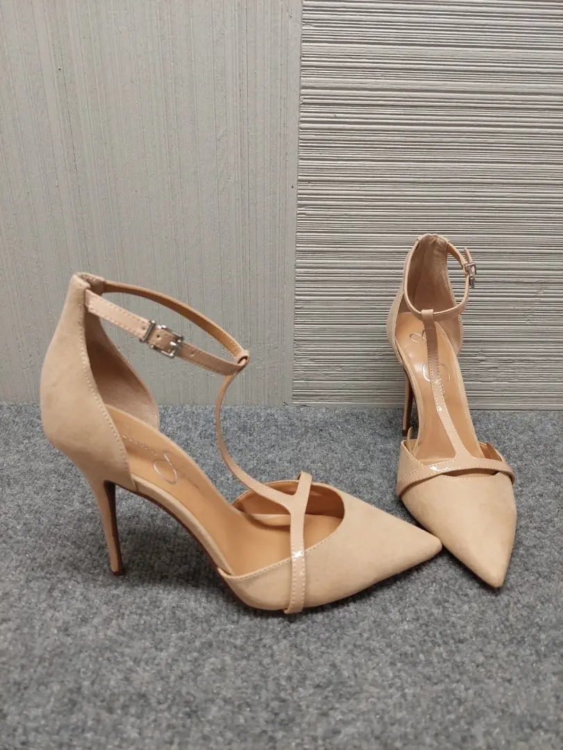 Jessica Simpson 女式浅口鞋 9.5 米色 T 带尖头细跟 City-