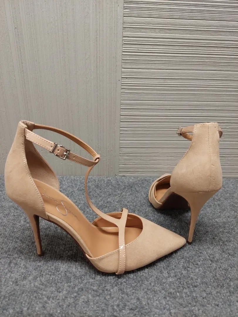 Jessica Simpson 女式浅口鞋 9.5 米色 T 带尖头细跟 City-