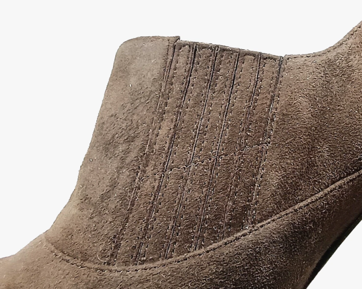 女式 7.5 码 COLE HAAN 靴子浅口棕色麂皮绒细高跟鞋圆头舒适-