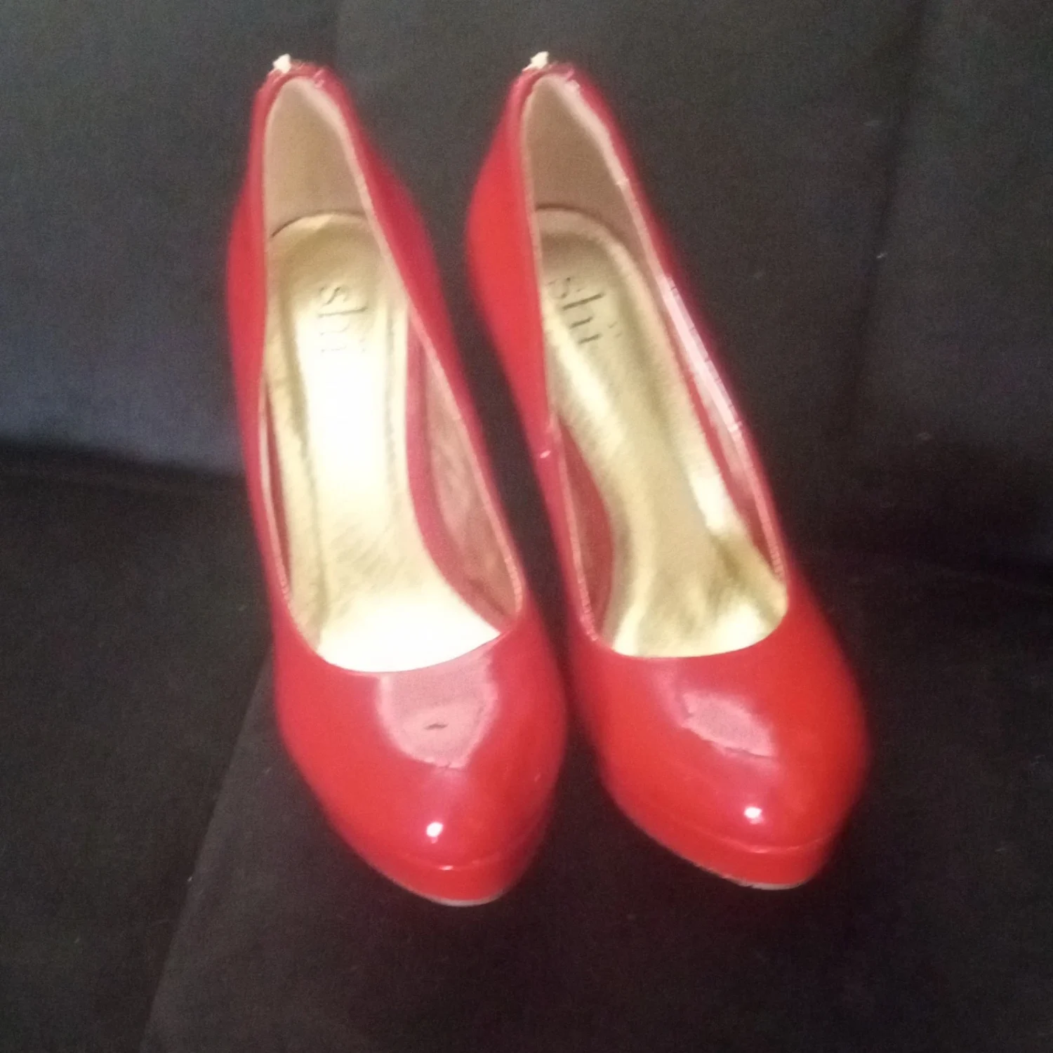 SHI by Journeys 红色漆皮厚底高跟鞋拉链女式 8M-