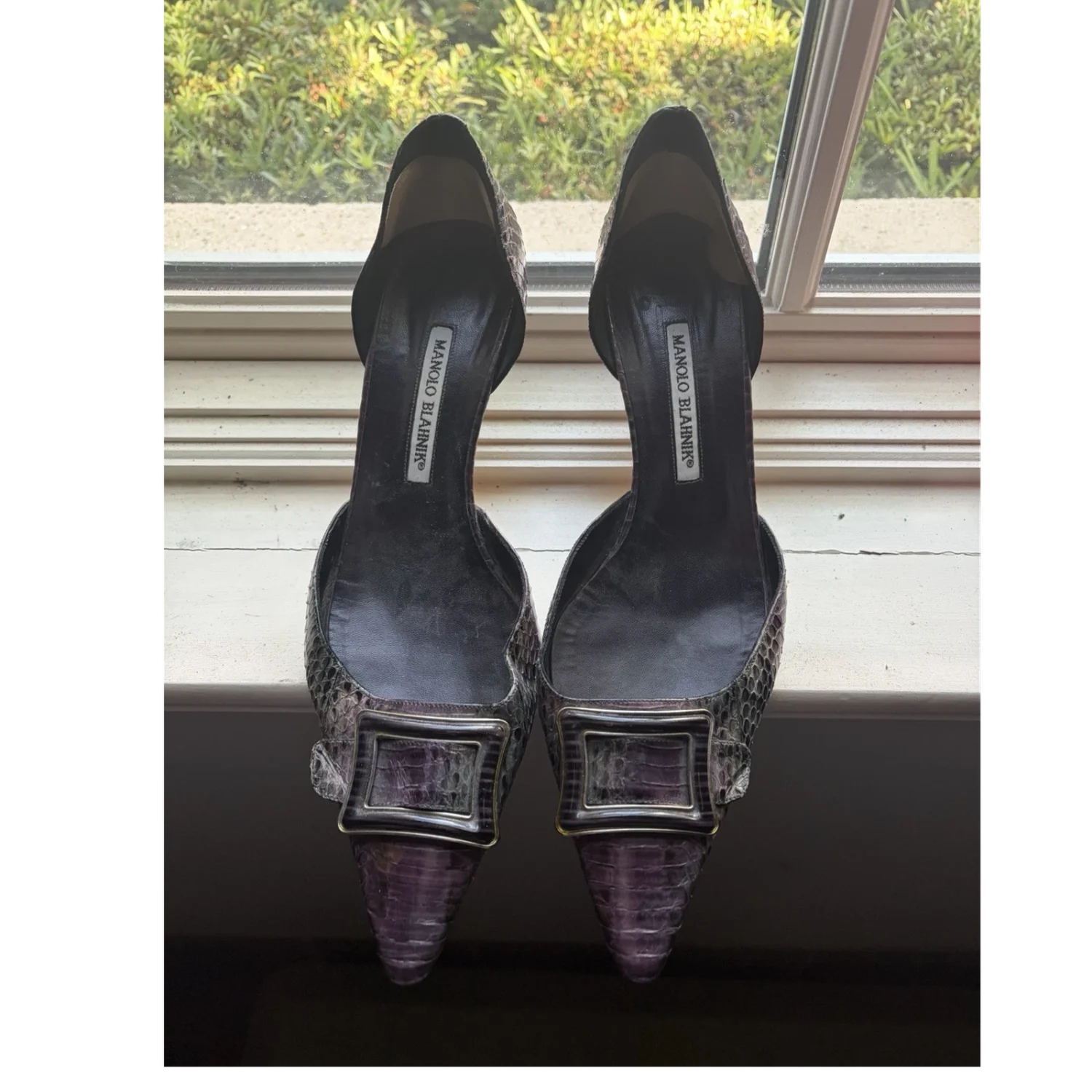 Manolo Blahnik 紫色皮革动物印花尖头扣泵 10 M-