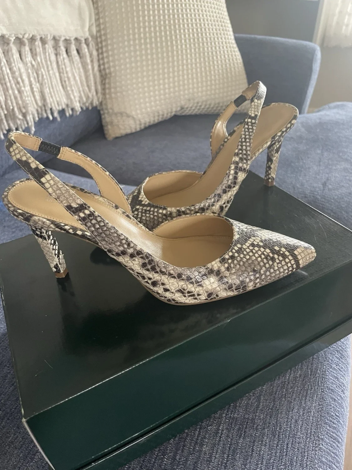 Michael Kors 女式露背 6.5 码-