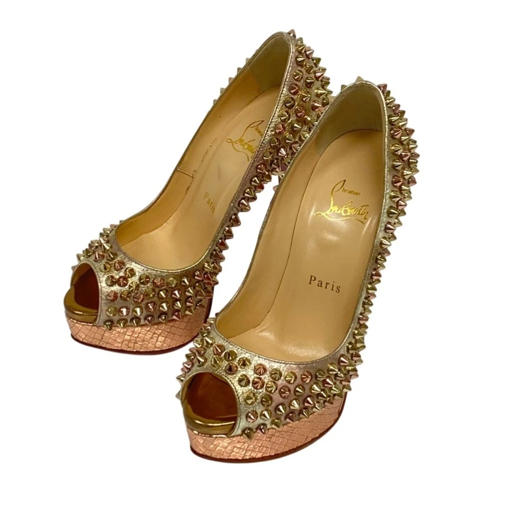 Christian Louboutin 鞋跟高跟鞋凉鞋 EU:35.5 US:5.5 金色皮革钉钉镶嵌-