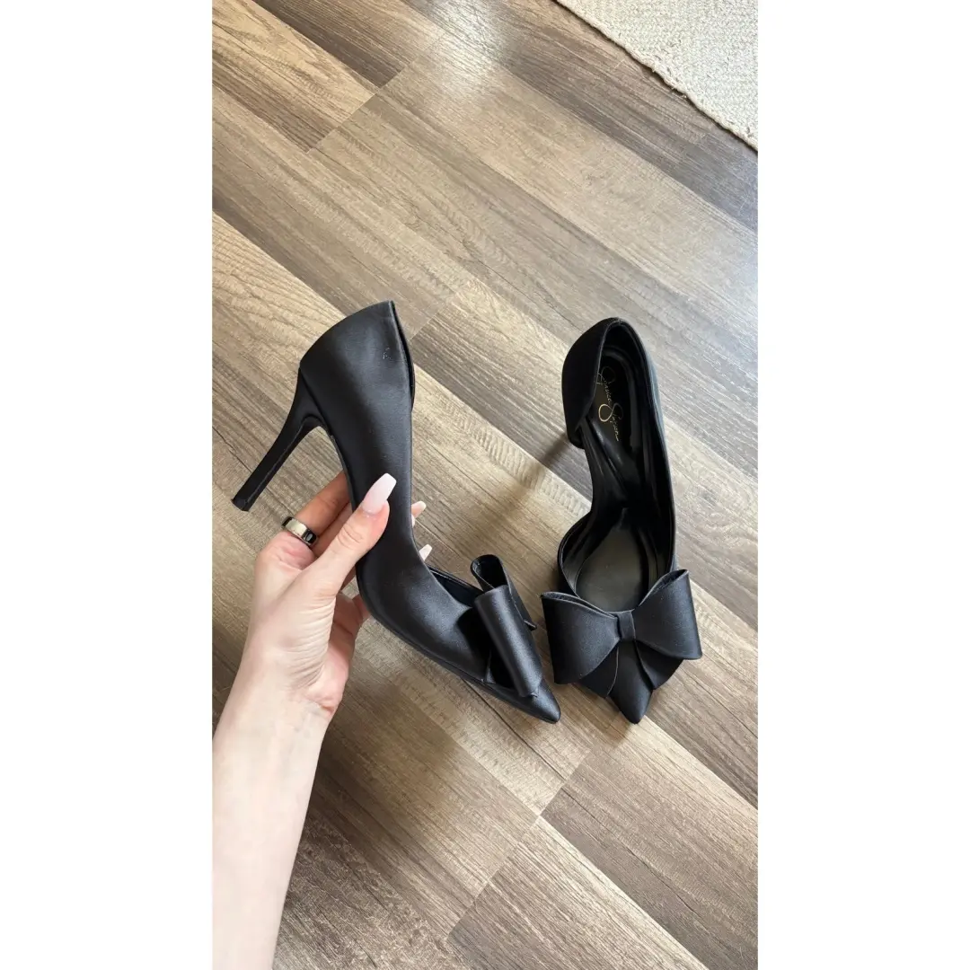Jessica Simpson Noryel Pumps 女式 8.5 黑色良好缎面蝴蝶结 d'Orsay 细高跟鞋-