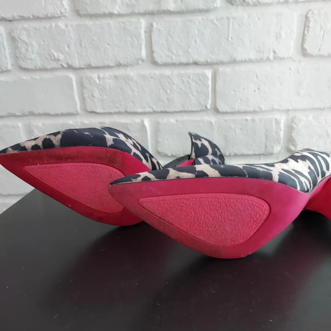 Shoedazzle 动物印花 D'Orsay 泵尺寸 11-