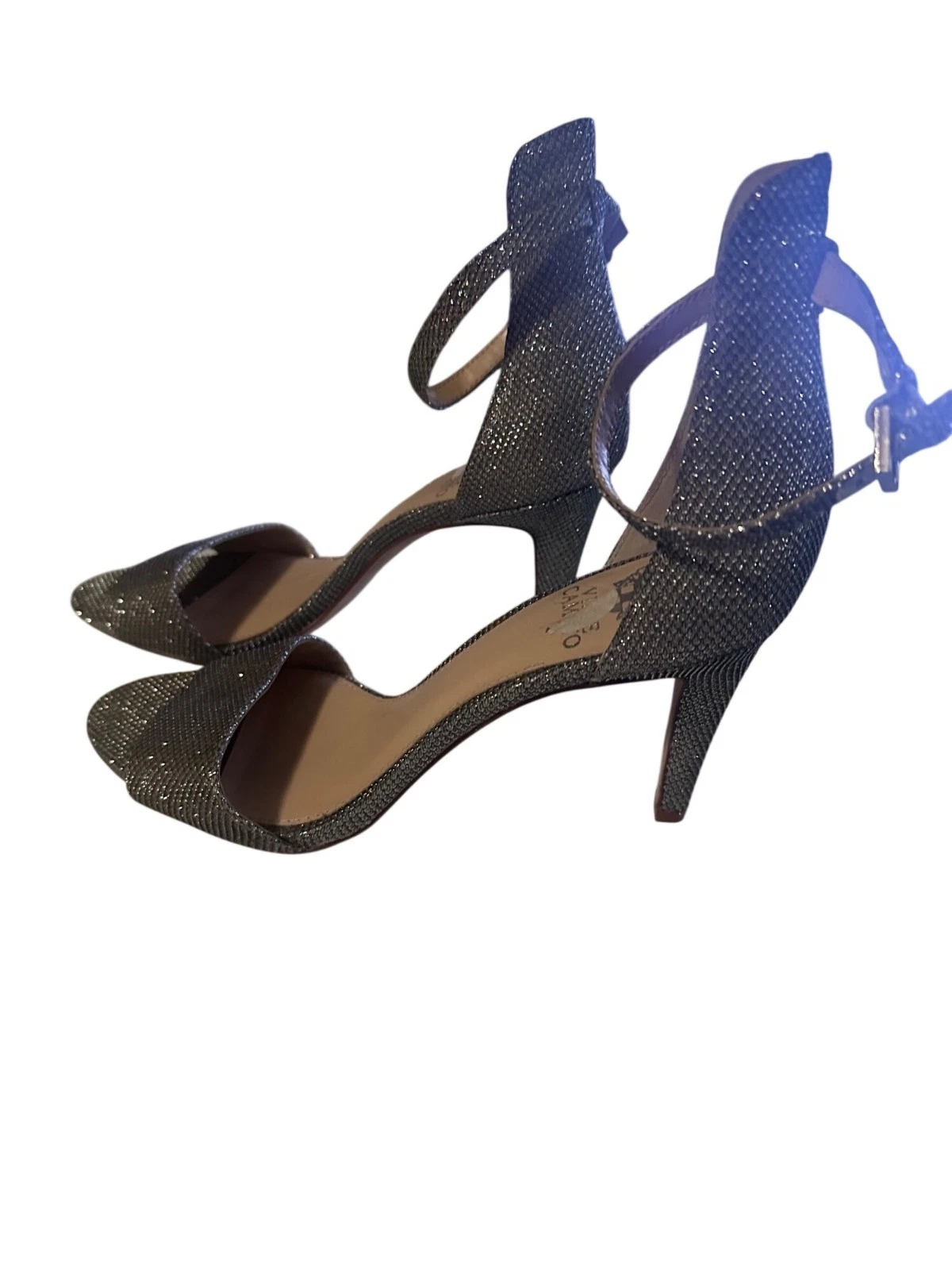 Vince Camuto 银色绑带高跟鞋 8.5M VC-Court 码-
