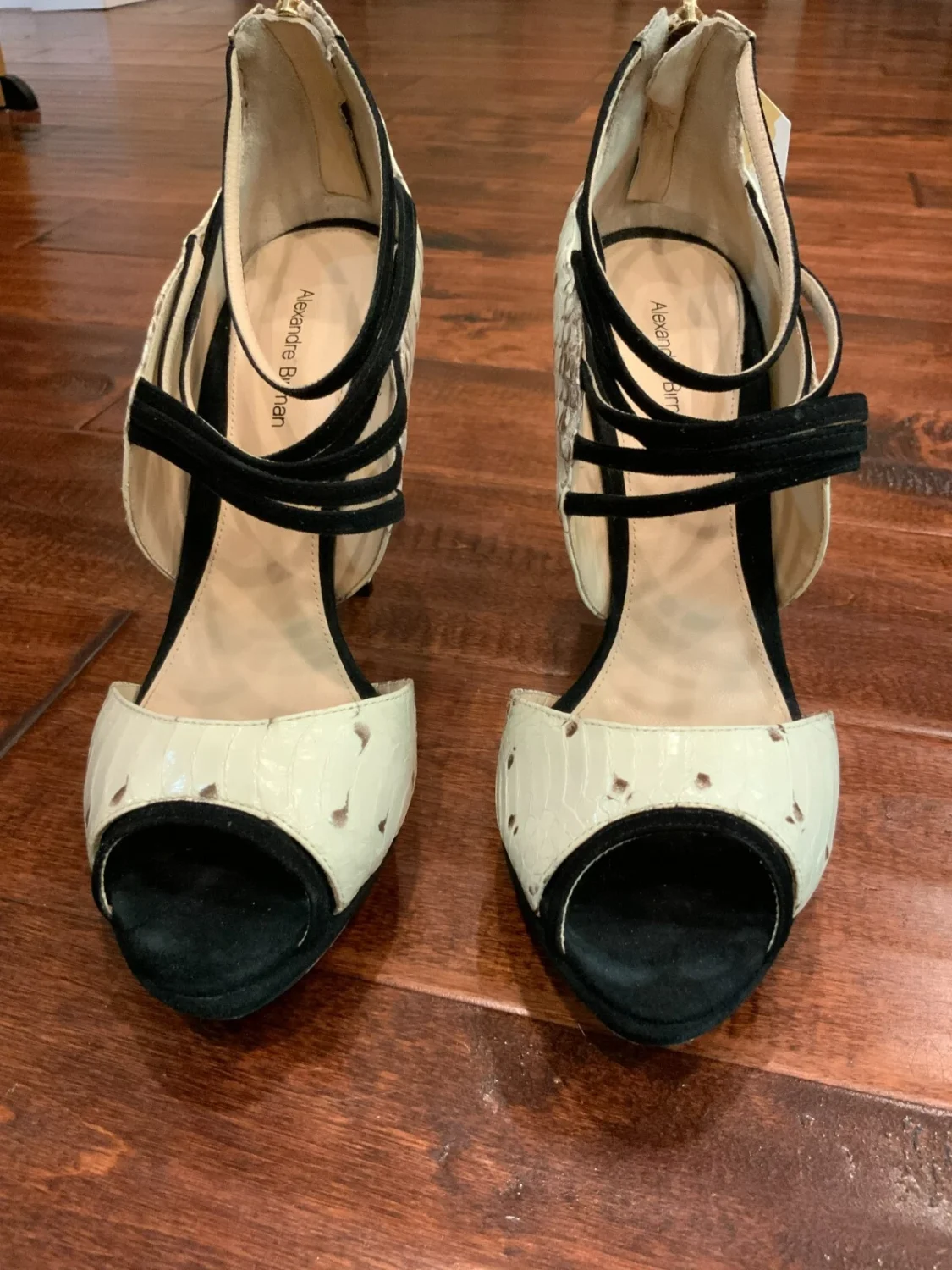 Alexandre Birman 白色 Python 露趾绑带高跟鞋,尺寸 8(美国)-