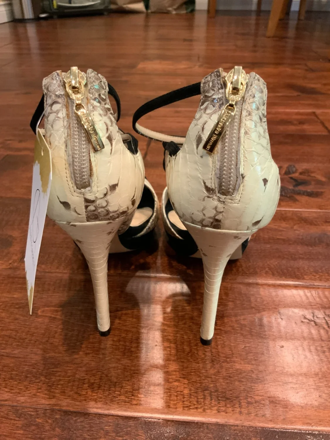 Alexandre Birman 白色 Python 露趾绑带高跟鞋,尺寸 8(美国)-