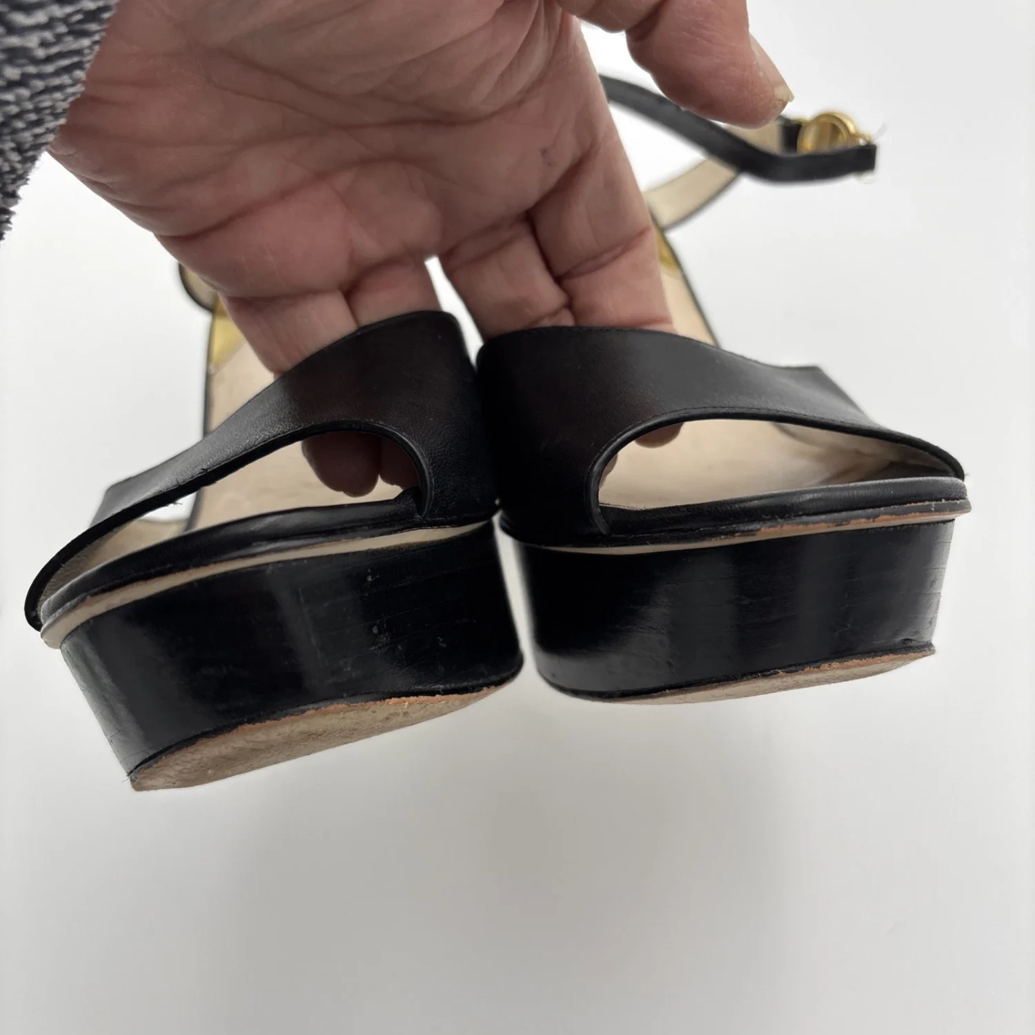 MICHAEL Kors 黑色皮革厚底细高跟鞋凉鞋金色吊坠 9 M-