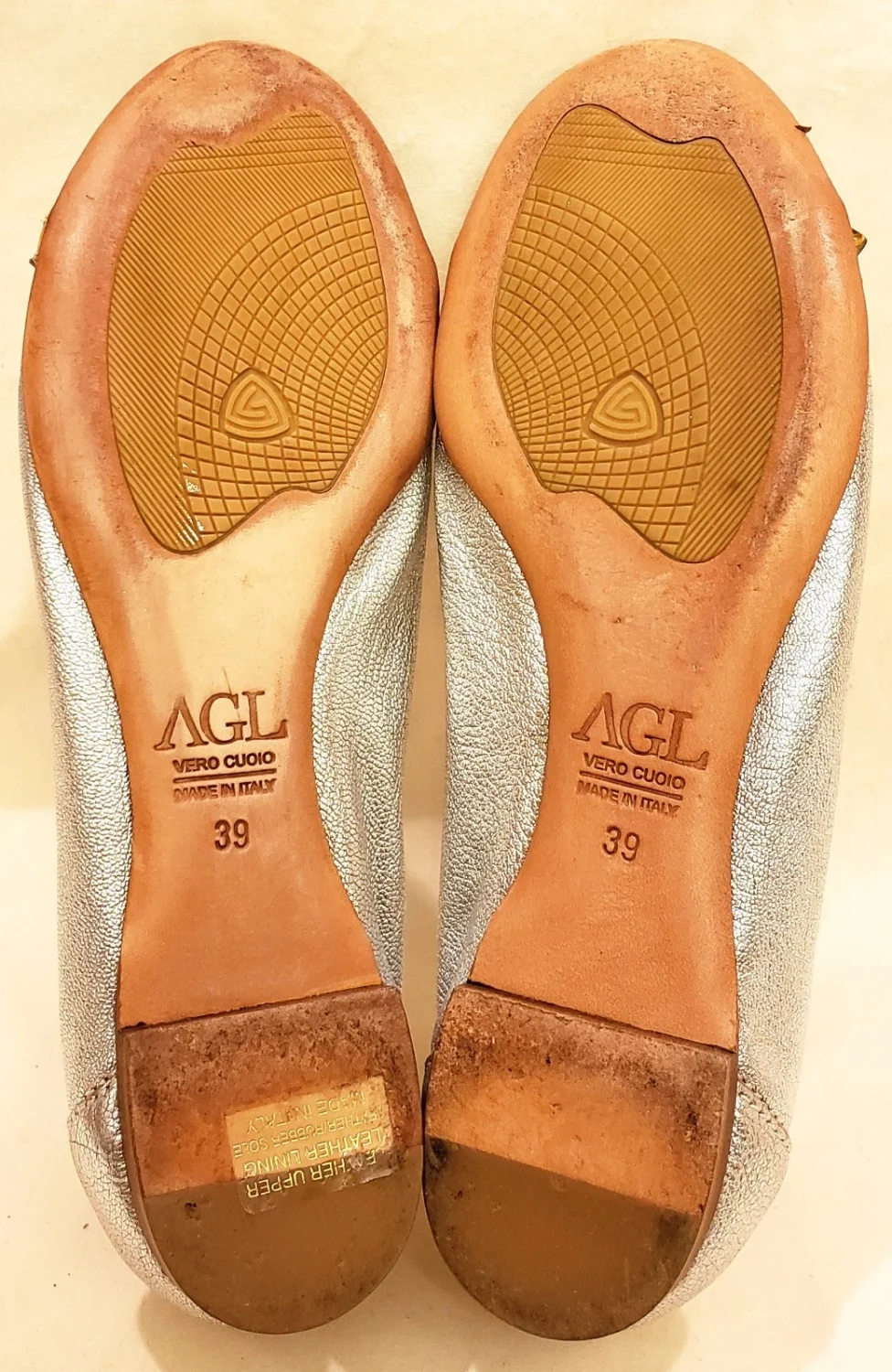 AGL 意大利 Attilio Giusti Leombruni 平底鞋 尺码 EU-39/US ~ 9 皮革银色/黑色-
