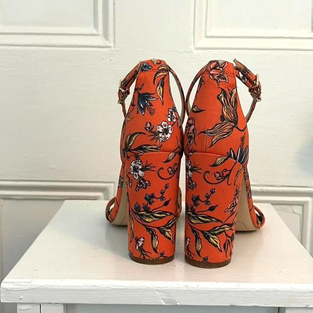 Sam Edelman 橙色花卉印花粗跟凉鞋,9 码,状况良好-