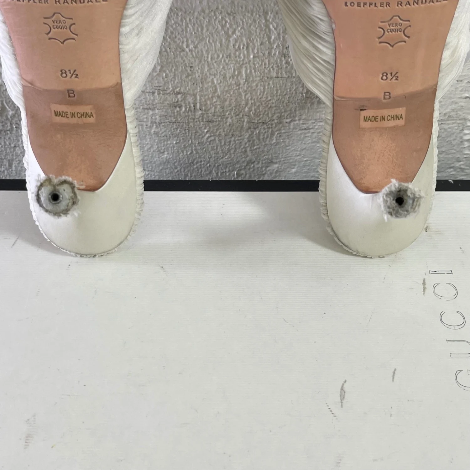 Loeffler Randall Penny 白色结褶蝴蝶结高跟鞋凉鞋女式 8.5 码-
