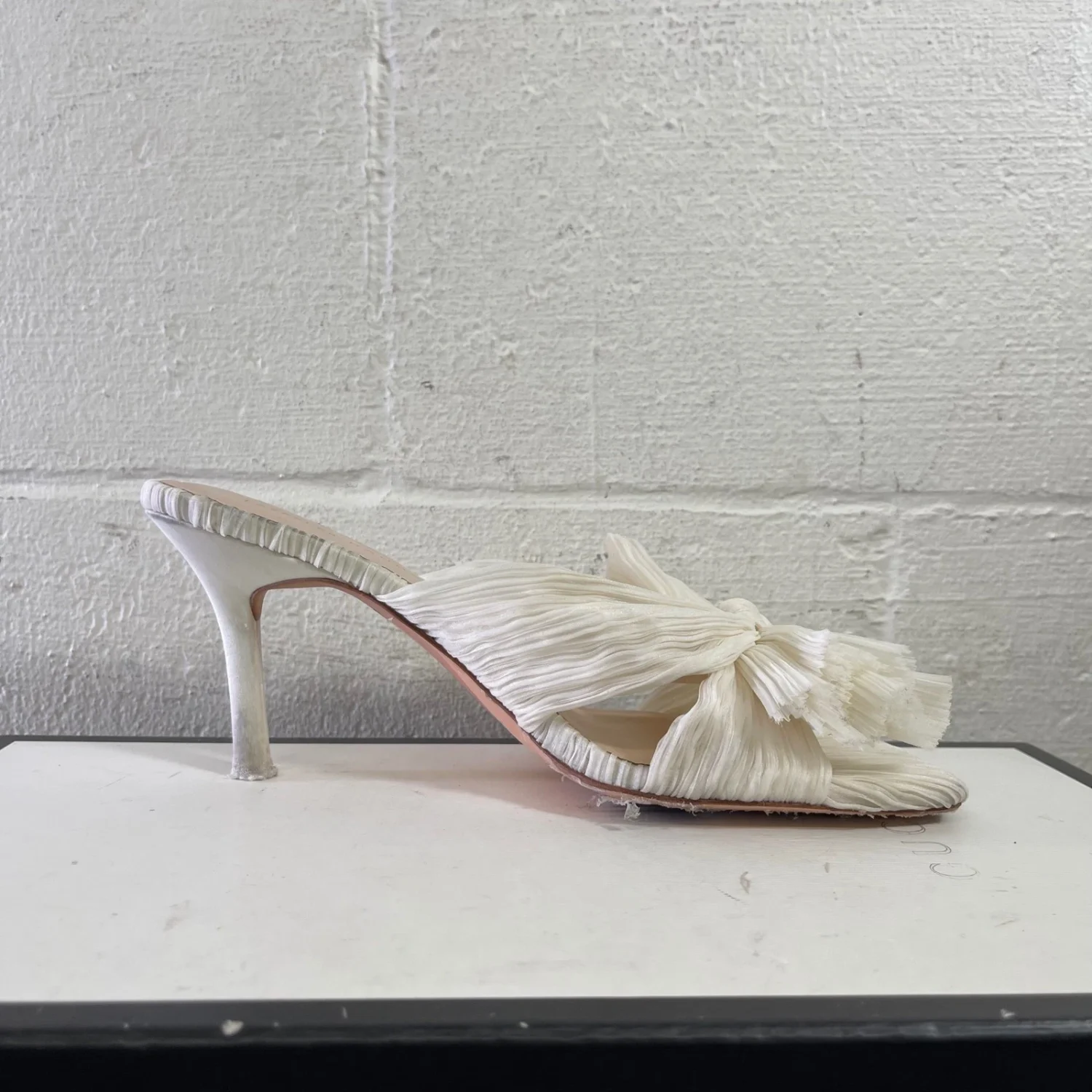 Loeffler Randall Penny 白色结褶蝴蝶结高跟鞋凉鞋女式 8.5 码-