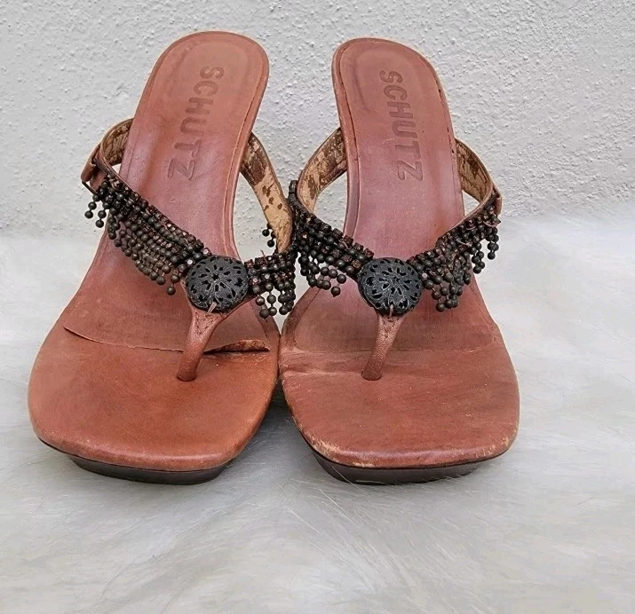 Schutz 大浅盘镶嵌高跟鞋凉鞋棕色 Wmns 尺寸 6B-