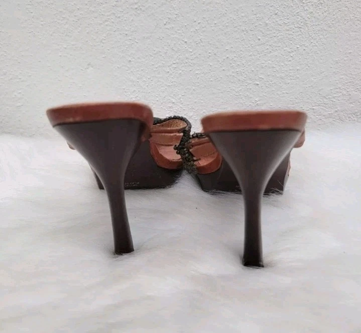Schutz 大浅盘镶嵌高跟鞋凉鞋棕色 Wmns 尺寸 6B-