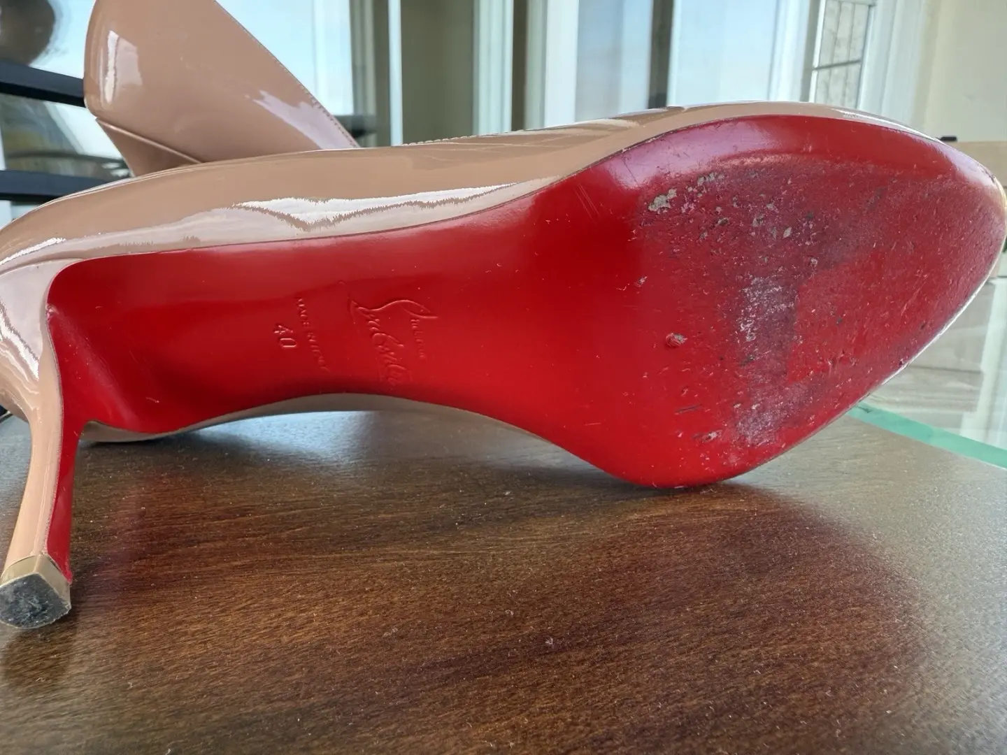 Christian Louboutin 高跟鞋 10 码 US 40 Eu -