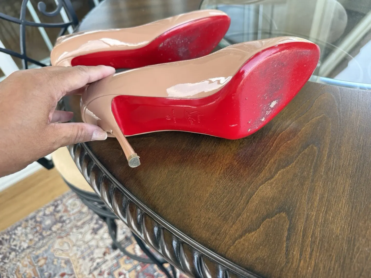 Christian Louboutin 高跟鞋 10 码 US 40 Eu -
