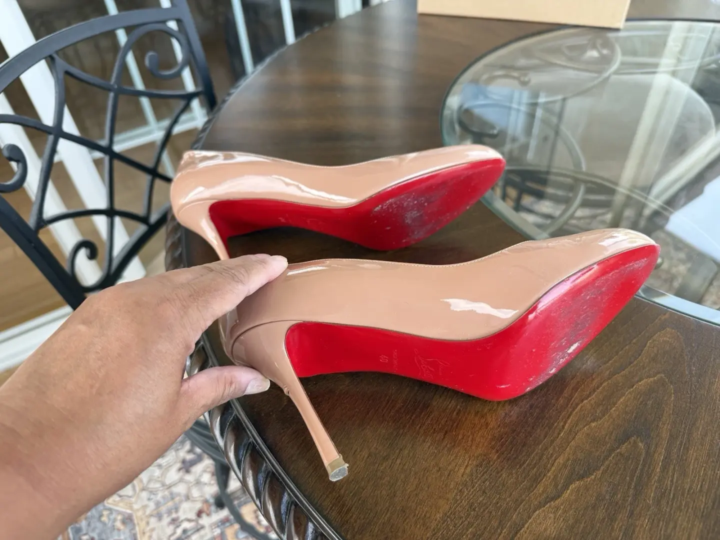 Christian Louboutin 高跟鞋 10 码 US 40 Eu -