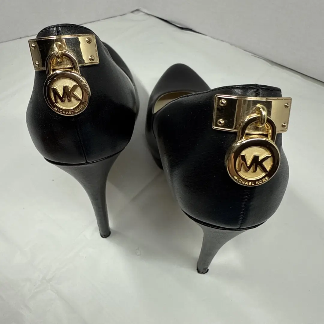 Michael Kors 皮革 6.5 黑色 Hamilton Platform Pump 细高跟鞋。-